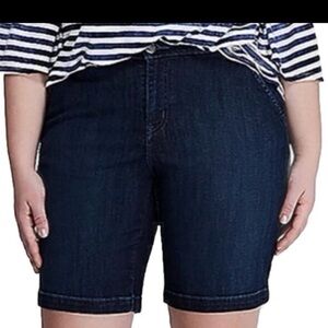 NWT Lane Bryant Venezia Denim Jean Shorts Stretch 5” Inseam 49” Waist Sz 26 New